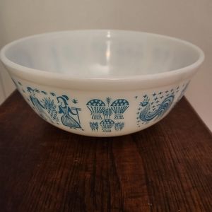 Vintage Pyrex Butterprint Bowl #404